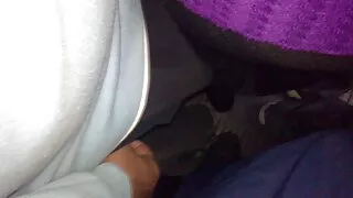 O namorado filme pornô brasileirinha 2020 insolente levantou as pernas e inseriu uma rapariga elegante