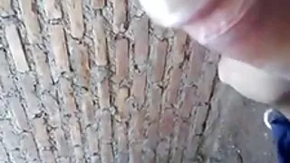 Mulher gordinha se espalha filmes pornô brasileirinhas suas pernas e se masturba