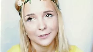 Curly as brasileirinhas filme pornô grátis ocupado se masturbando com as luzes apagadas