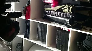 Linda loira presa sob filme de sexo da brasileirinha o pau de um homem