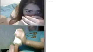 A modelo levantou-se à canzana e começou a acariciar filmes pornôs as brasileirinhas os lábios